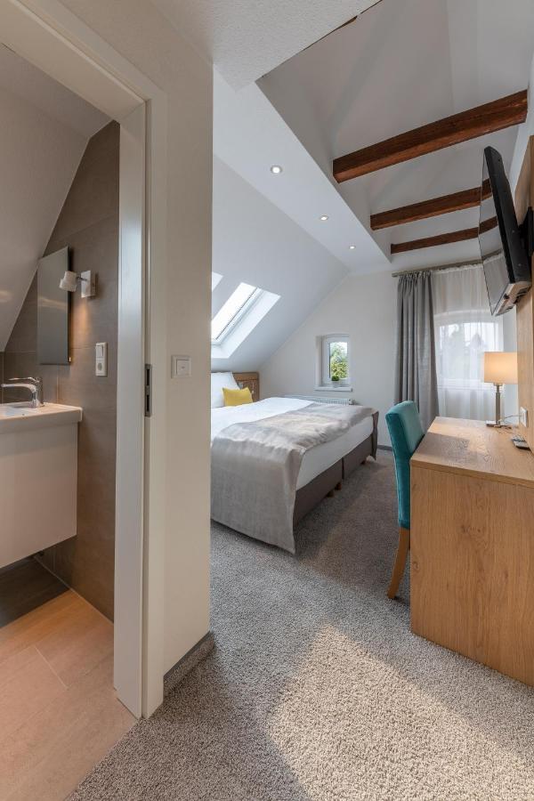 24/7 Selfcheckin Hotell Leer Exteriör bild