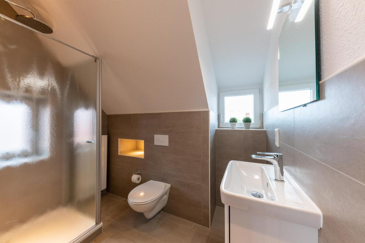 24/7 Selfcheckin Hotell Leer Exteriör bild